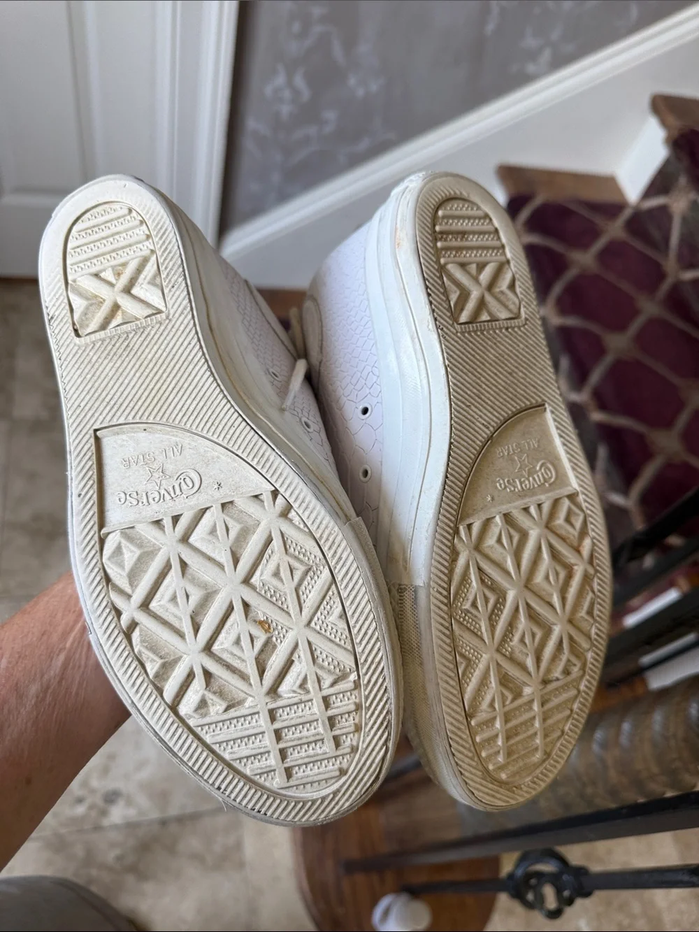 N/A converse chuck